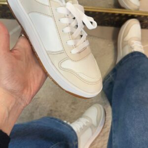 Tênis Sofia Off e Nude