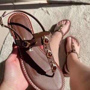 Sandália Rasteira Lizzy Marrom